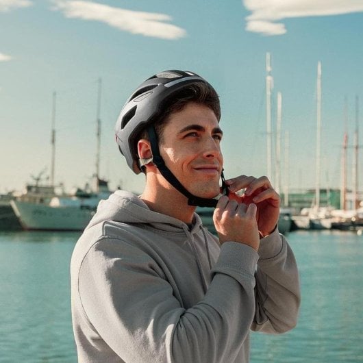 Casco BrainGuard Flash L-XL intermitentes luz frontal Bluetooth USB-C