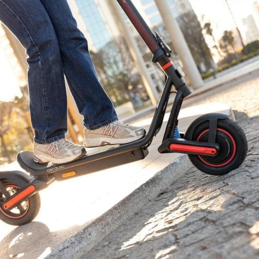Patinete eléctrico Cecotec Bongo D40 XL 350W Autonomía 40km Ruedas 10" Doble suspensión Negro
