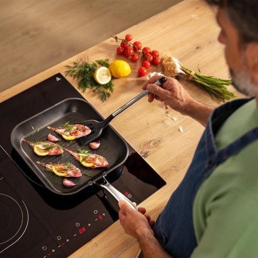 Sartén grill Cecotec 01129 Polka Fantasy Silver 28 cm aluminio antiadherente