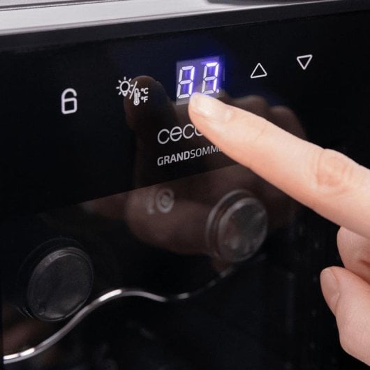 Weinkühler Cecotec CoolCrystal 12 Flaschen Touchscreen LED Kompressor