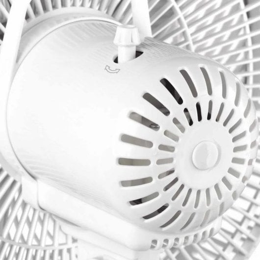 Ventilador de pie Jata JVVP3060 blanco 3 velocidades oscilante 128 cm