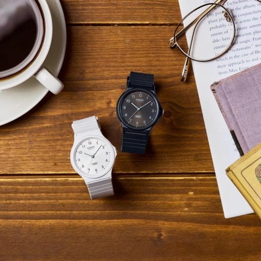 Reloj pulsera Casio MQ-24B-7BEF unisex blanco correa resina 3 años batería