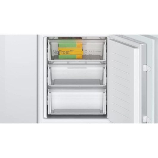 Réfrigérateur combiné Bosch KIN865SE0 No Frost 177 cm 184 L E Blanc