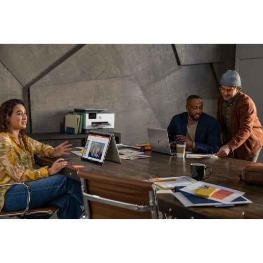 Portátil HP EliteBook 830 G11 13.3" Intel Core Ultra 5 135U 16GB 512GB SSD Intel Graphics Windows 11 Pro