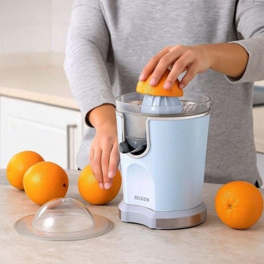Exprimidor Eléctrico Becken BCJ8767 100W con Tapa Protectora y Regulador de Pulpa Azul