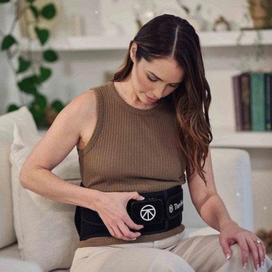 Dispositivo de Terapia ThermBack LED Therabody lombar frio, calor, vibração e app