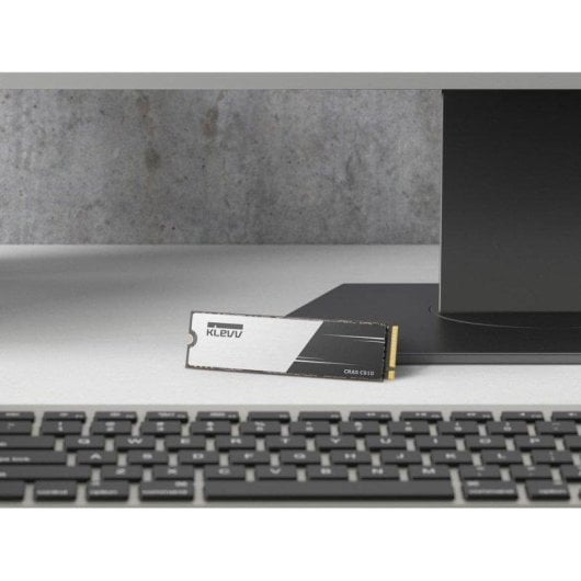 Disco Duro Klevv CRAS C910 2TB M.2 PCIe 4.0 5200MB/s Dissipatore