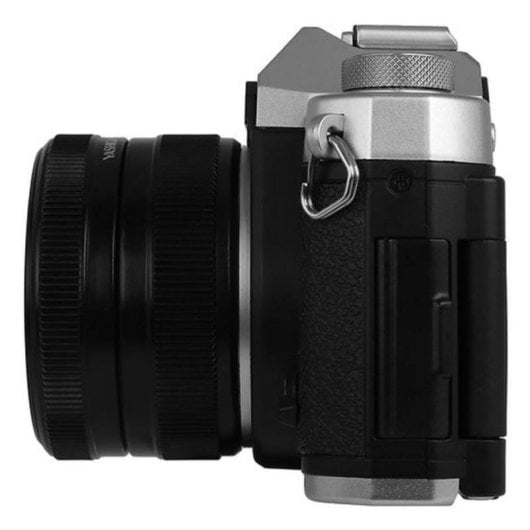 Fotocamera Compatta Yashica FX-D 100 13MP Zoom Ottico 3x Simulazioni Pellicola Nera