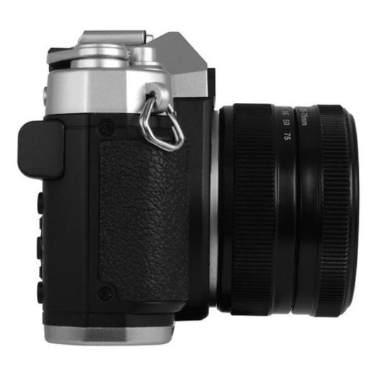 Fotocamera Compatta Yashica FX-D 100 13MP Zoom Ottico 3x Simulazioni Pellicola Nera