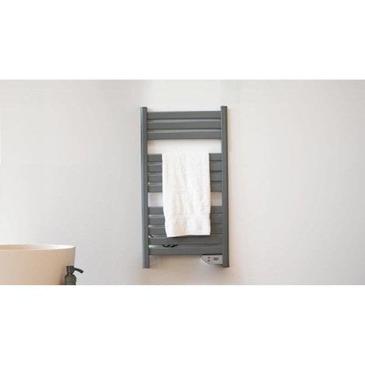 EVVO Toallero Eléctrico C500 Acero 450W Bajo Consumo Pantalla Digital IPX4 Kit Instalación