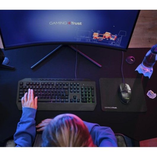 Teclado Trust GXT 791 membrana completo con retroiluminación RGB y pack gaming