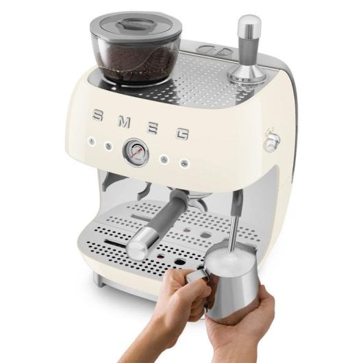Kaffeemaschine Espresso Smeg EGF03CREU 2,4L 15 bar mit Milchsystem und Mahlwerk