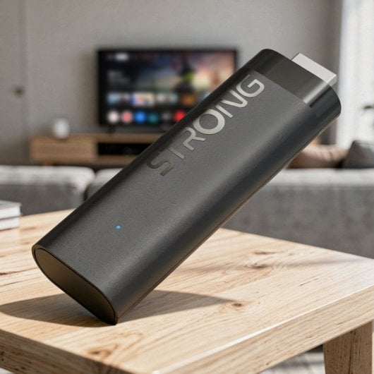 Adaptador Smart TV Strong LEAP NOVA 4K Ultra HD Android HDR10+ 32GB