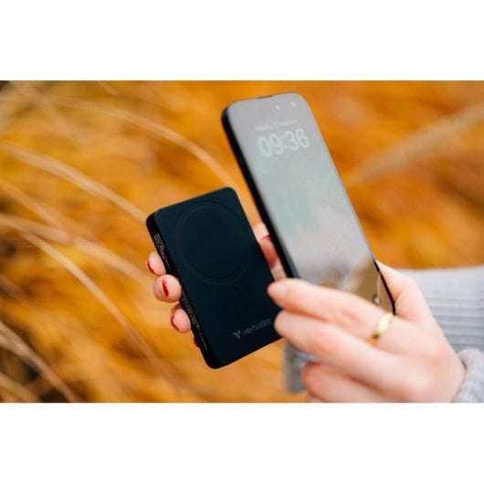 Bateria Externa Verbatim Charge 'n' Go Essentials 10000 mAh Quick Charge 3.0 35 W Preto