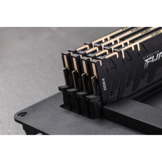 Memoria RAM Kingston FURY Renegade RGB 16GB 1x16GB DDR4 3200MHz CL16 XMP RGB Noir