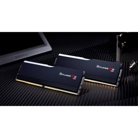 G.Skill Ripjaws M5 RGB F5-6000J3040F16GX2-RM5RK Memórias RAM 32GB (2x16GB) DDR5 6000MHz CL30 Intel XMP