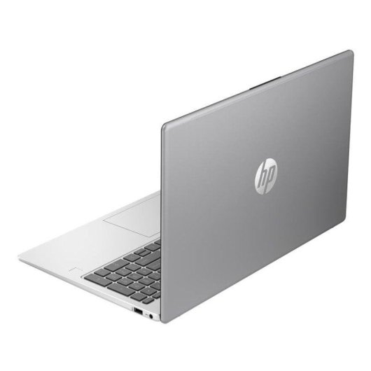 Portátil HP 255R G10 15,6" AMD Ryzen 3 7335U 8GB 256GB SSD Radeon 660M Windows 11