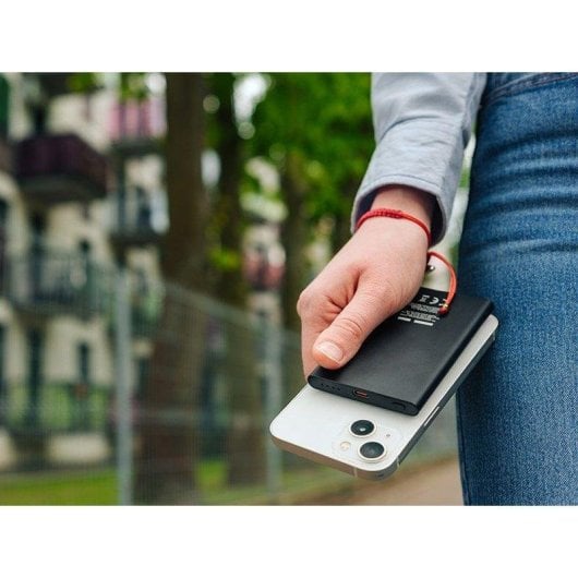 Batterie externe Trackimo Airmag2 5000 mAh MagSafe 20W USB-C noire