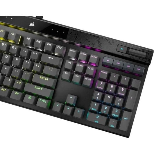 Tastiera Corsair K70 MAX meccanica Layout FR retroilluminata RGB riposo polsi