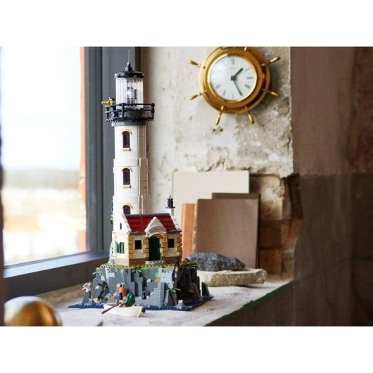 LEGO Ideas 21335 Phare Motorisé 21335 2065 pièces