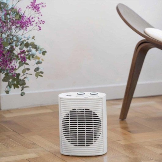 Calefactor Termoventilador Jata Jctv1191 2000 W Bajo Consumo