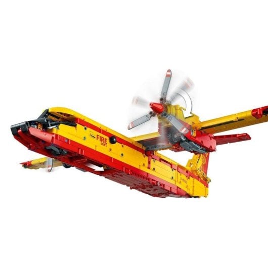 LEGO Technic Avião de Combate ao Fogo 42152 1134 peças