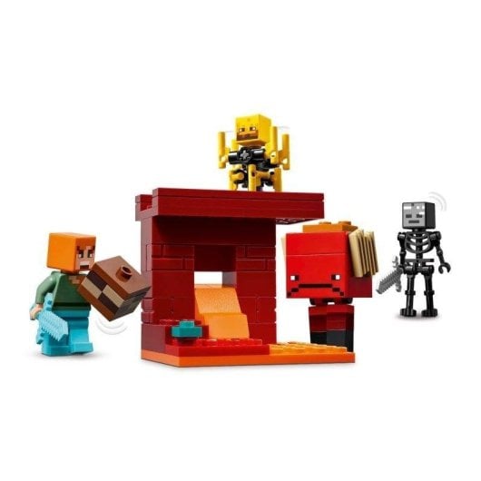 LEGO Minecraft La Batalla de Lava del Nether 21266 99 piezas