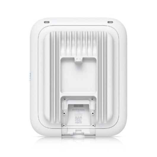 Punto de acceso Ubiquiti U7 Pro Outdoor WiFi 7 MU-MIMO 2.5 GbE IP67