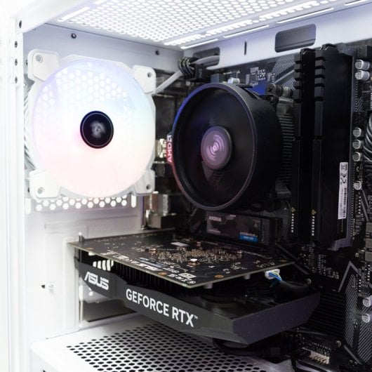 PcCom Lite AMD Ryzen 5 5500 / 16 GB / 1 TB SSD / RTX 5060 + Windows 11 Home - Bianco