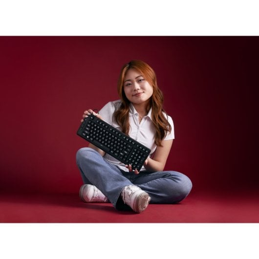 Teclado HyperX Eve 1800 de membrana compacto Layout ES iluminación RGB y teclas multimedia