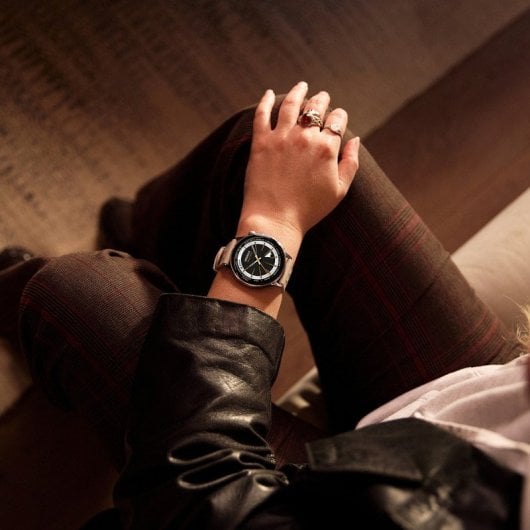 OnePlus Watch Lite Bluetooth GPS 45mm AMOLED Argent Taille Unique IP68 5ATM SpO2 Pulsomètre