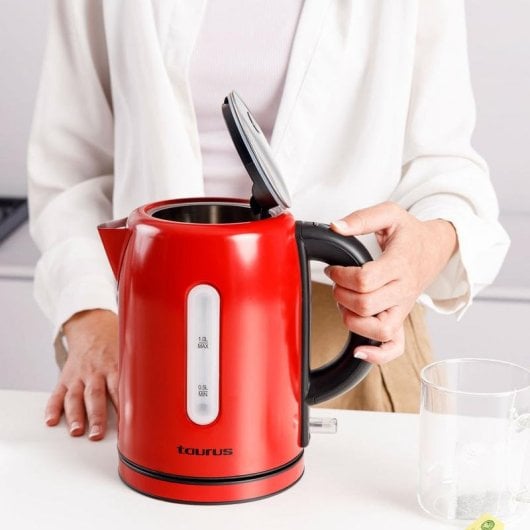 Bouilloire électrique Taurus KE2402X 1L 2400W design vintage rouge sans fil