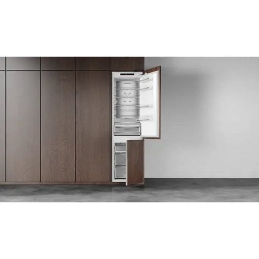 Frigorífico Combi Teka RBF 78385 FI Total No Frost 196cm 300L E Branco Display LED