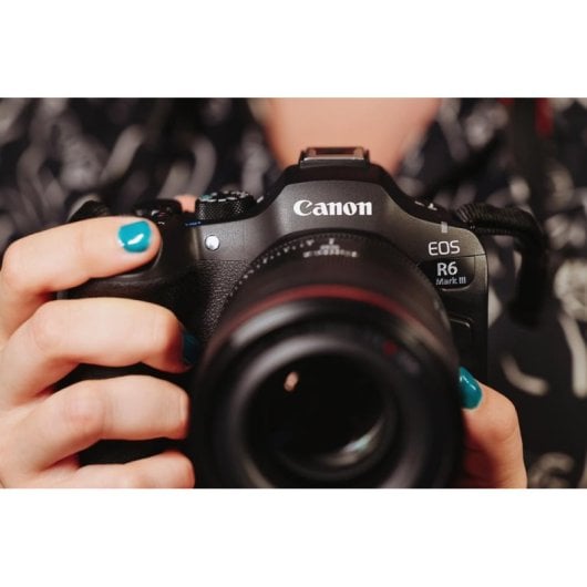 Fotocamera digitale Canon EOS R6 Mark III + RF 24-105mm Touch LCD 32,5MP Wi-Fi Nero