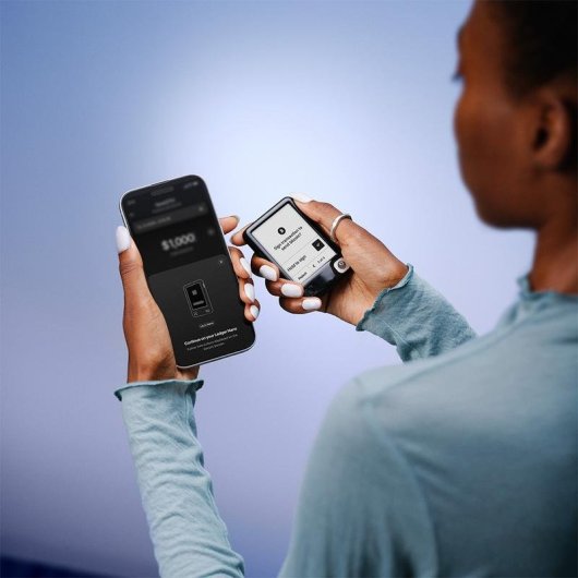 Monedero Ledger Nano Gen5 E Ink 2.8" EAL6+ Bluetooth USB Black