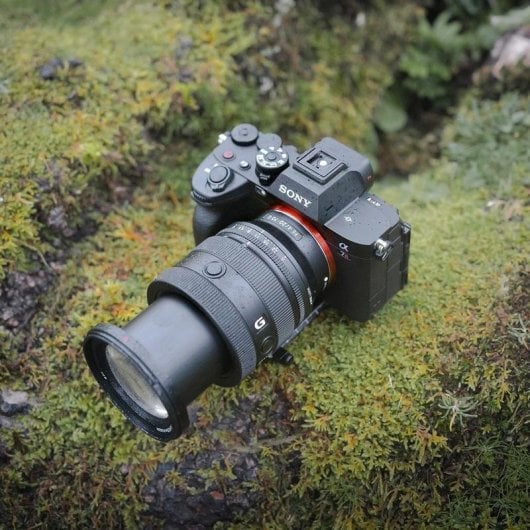 Objectif Sony FE 20-70mm F4 G Zoom Grand Angle Monture E Noir