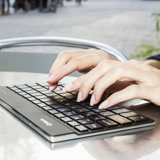 SilverHT Mini Backlit Keyboard Teclado Inalámbrico