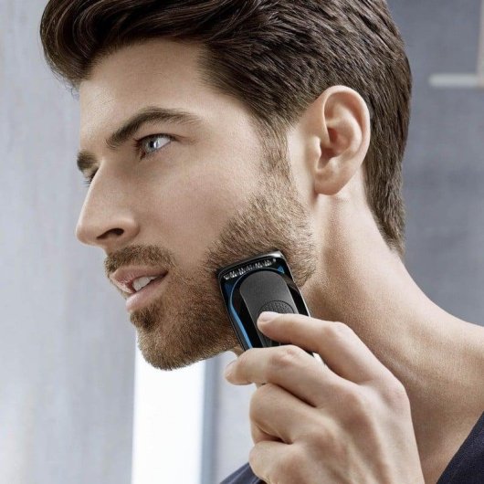 Braun MGK 3040 Afeitadora Eléctrica + Gillete Body