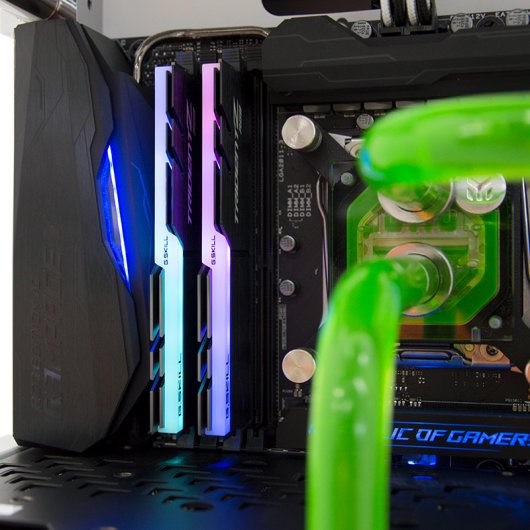 PcCom Custom Titanium i7-6850K / 32GB / 480GB M.2 SSD / 4TB HDD / GTX 1080