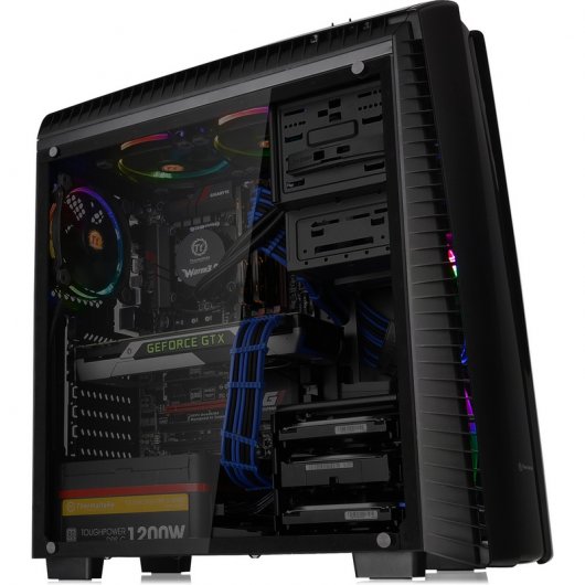 Thermaltake Versa N27 USB 3.0 con Ventana Negra