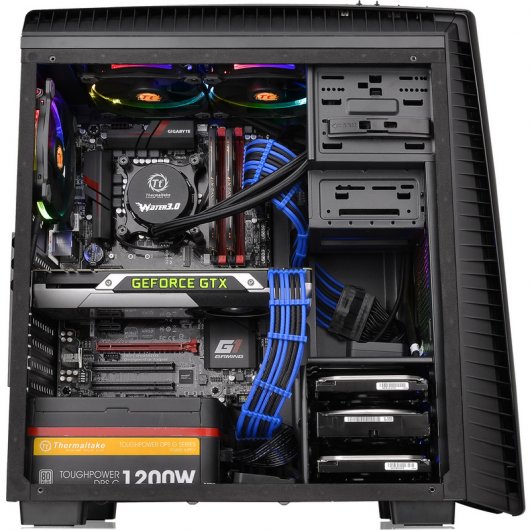 Thermaltake Versa N27 USB 3.0 con Ventana Negra