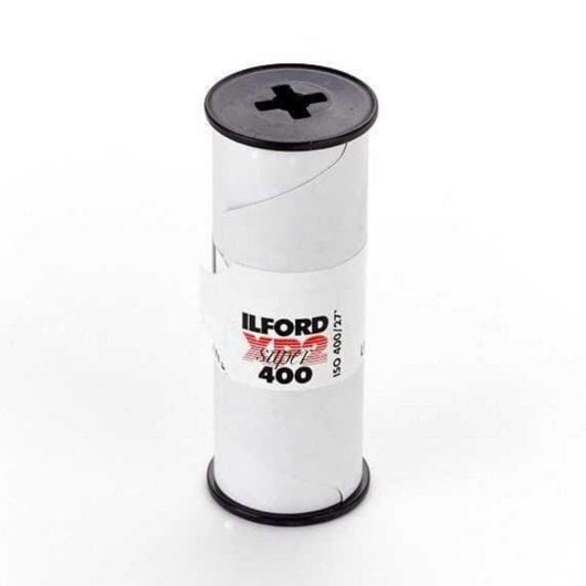 Película Fotográfica Ilford XP2 Super 400 ISO Preto e Branco 35mm