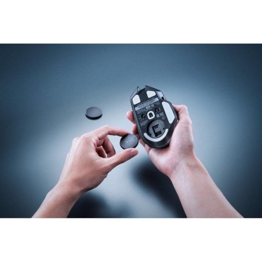 Caricatore Razer Mouse Dock Pro Wireless RGB USB-C per Basilisk V3 Pro