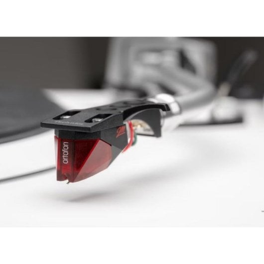 Tournedisque Technics SL-1500C Blanc Direct Drive 33/45/78 RPM Préampli Intégré