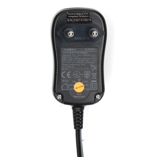 Stromadapter NEDIS ACPA001 12 W kompakt 3-12 V 6 Wechselstecker LED-Anzeige