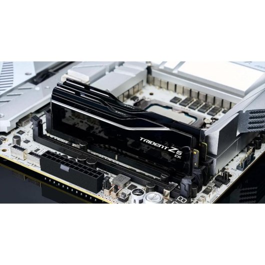 Memoria RAM G.Skill Trident Z5 CK F5-8400C4052G24GX2-TZ5CK 48GB 2x24GB DDR5 8400MHz CL40 XMP EXPO Schwarz
