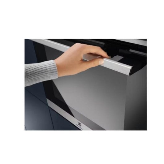 Horno elétrico Electrolux EOF6P77X 72 L Inox Preto pirolítico com Display LED