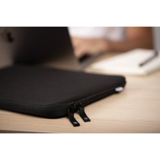 Funda MW MW-410161 MacBook Air 15" Basics 2Life mousse mémoire noir