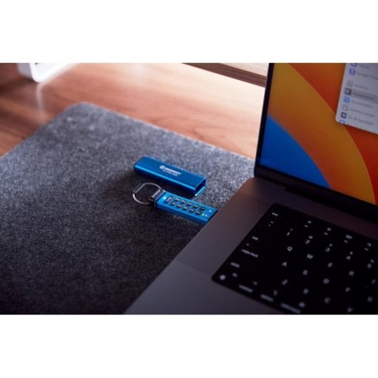 Pen USB Kingston IronKey Keypad 200C 256GB USB-C FIPS 140-3 IP68 Azul