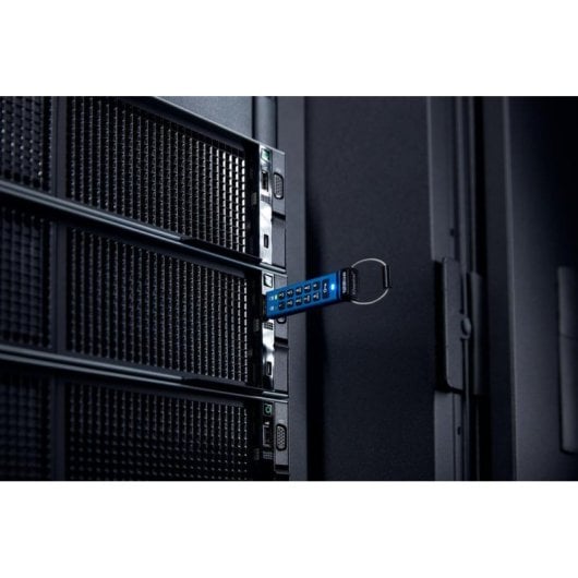 Pen USB Kingston IronKey Keypad 200C 128GB Segurança IP68 Azul